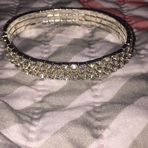 A very pretty bracelet!